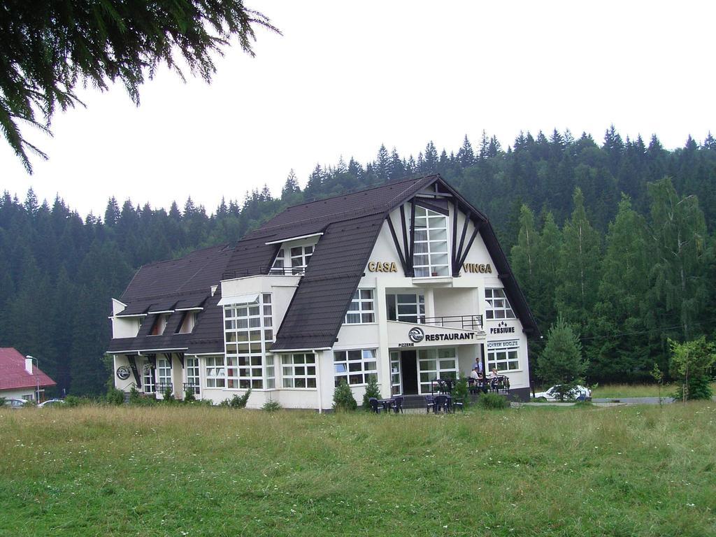 Casa Vinga - Restaurant&Jacuzzi Hotel Poiana Brasov Bagian luar foto